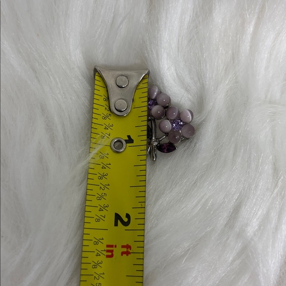 Vintage Rhinestone and Cat’s Eye Flower Brooch - Picture 5 of 5